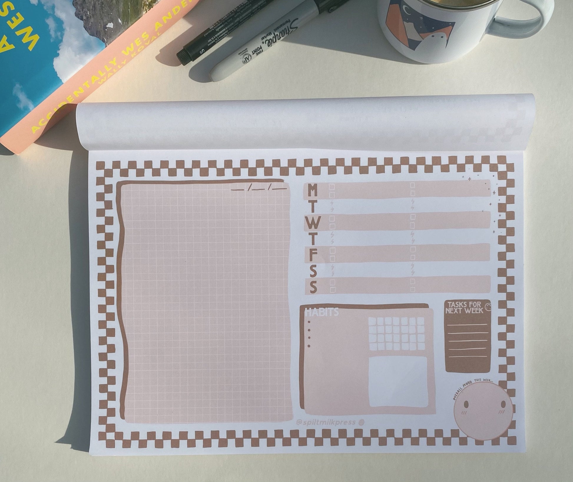 Desk Planner Weekly/Undated A4